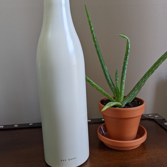 Rae Dunn Water Bottle - Picture 2 of 3